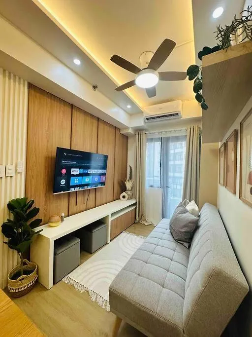 Appartamento Condotel Vibe At Spring Residences Near Airport Manila